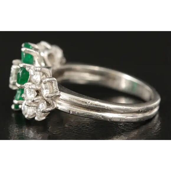 Cartier Platinum Emerald and Diamond Triple Flower Engagement Ring Ca. 1950s - Picture 3 of 10